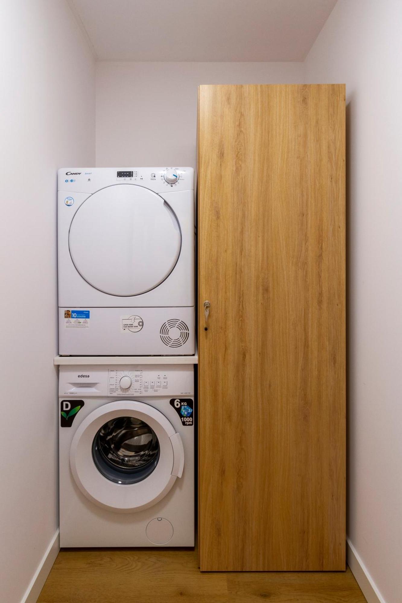 Urbanfive Apartamentos Ourense Centro Kültér fotó